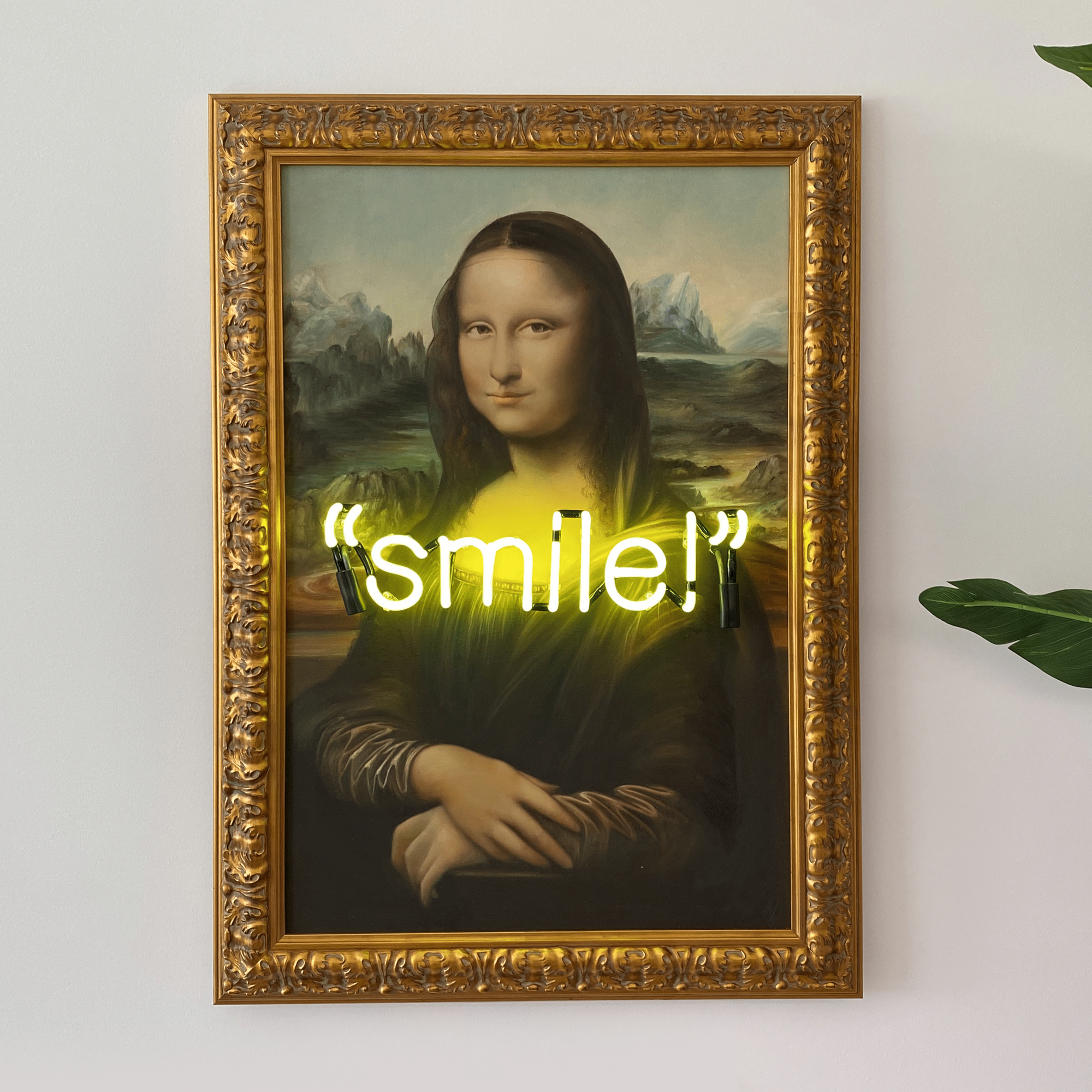 Mona Lisa "Smile" Neon Sign Wall Mounted