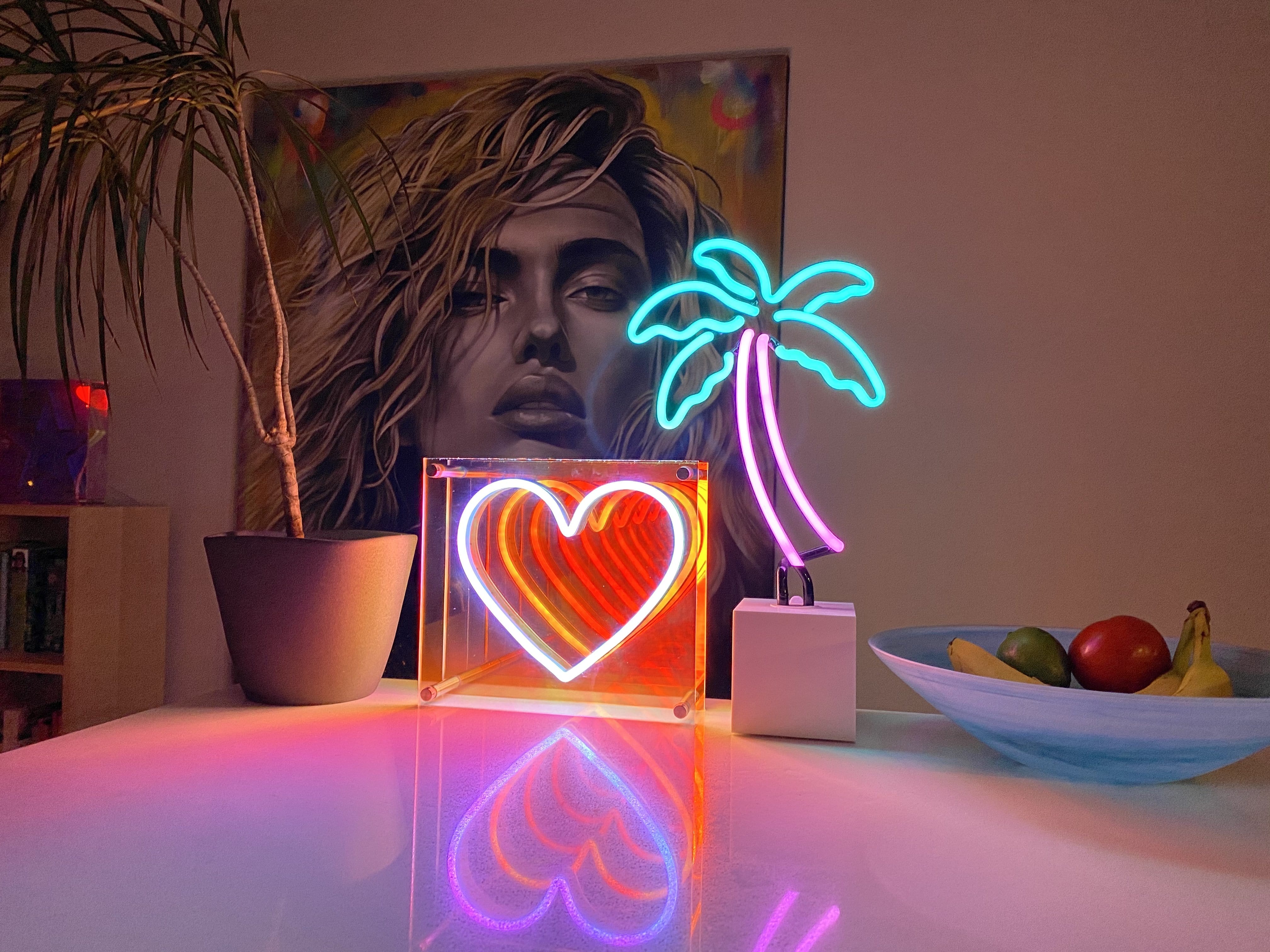 Heart infinity mirror LED Neon Sign - Neon Mfg.