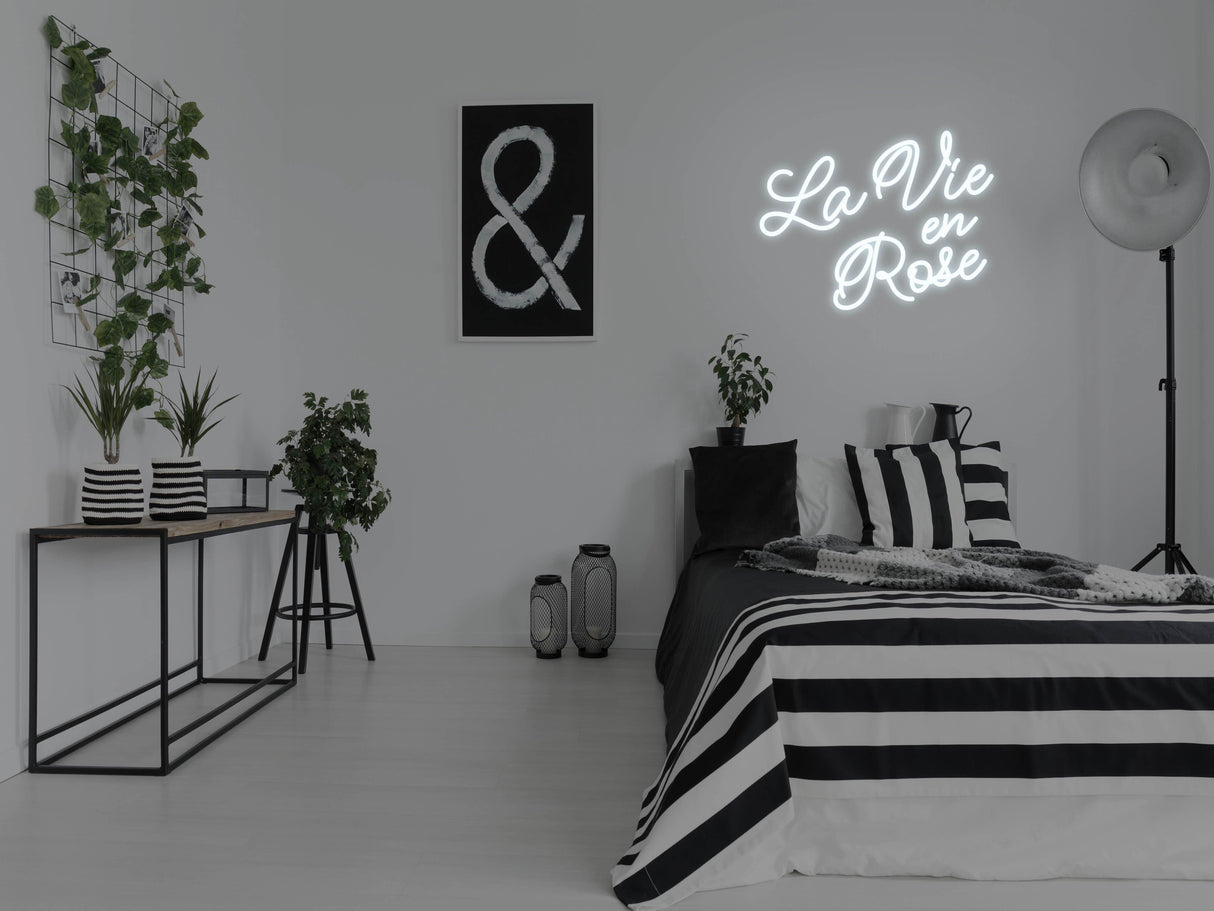 La Vie En Rose LED Neon Sign